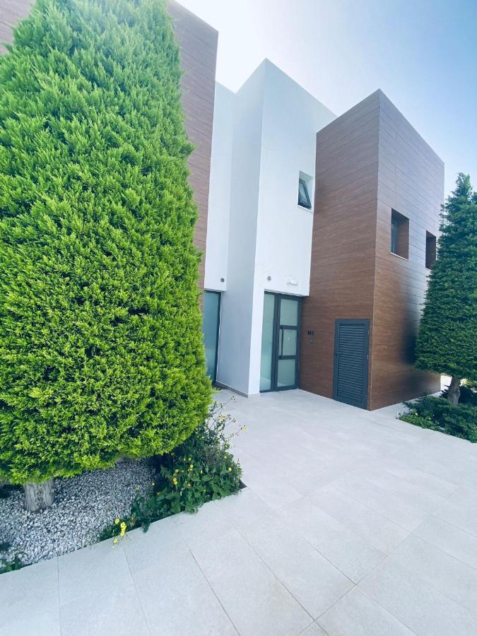 Victoria Suites Pafos Exterior foto